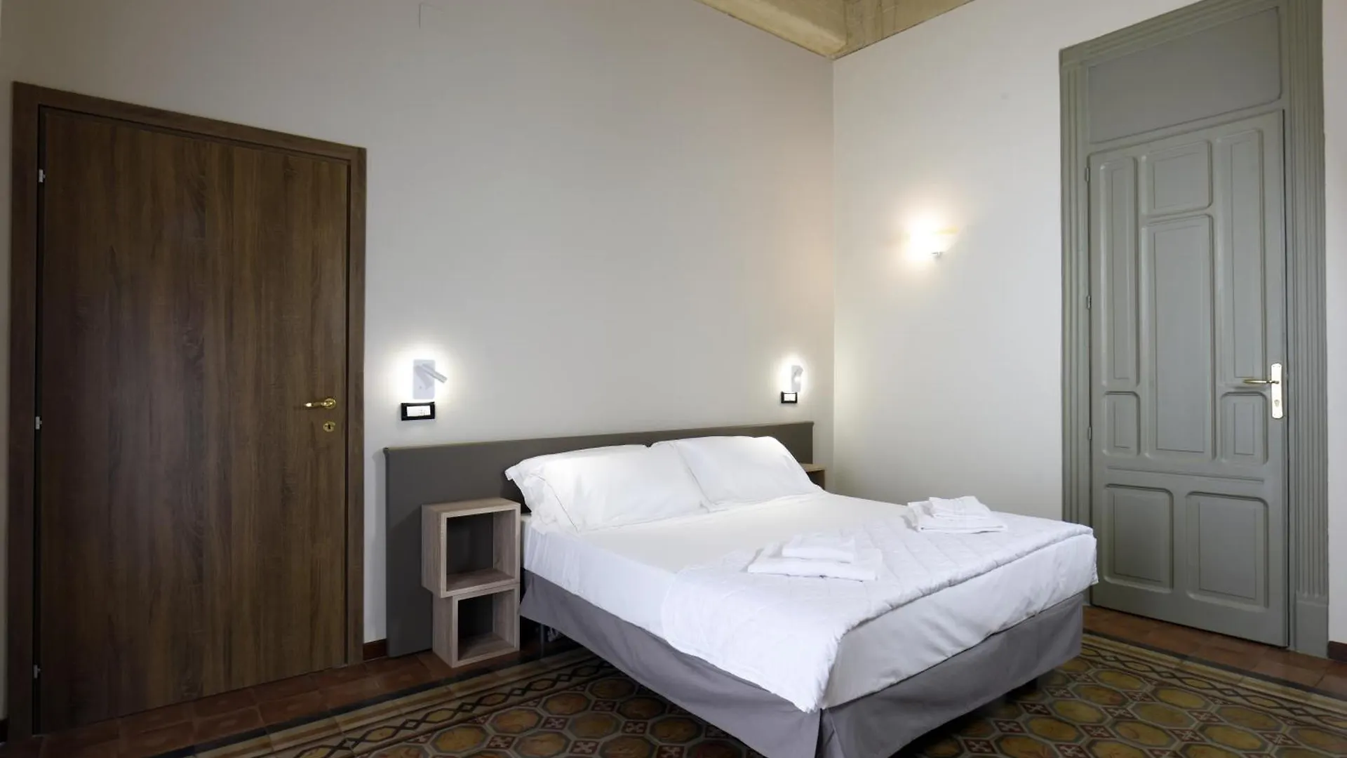 Hotel Roma 62 Palermo