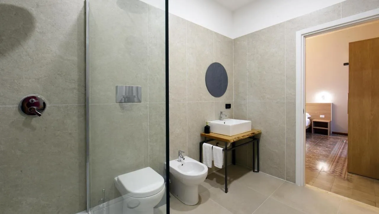 פלרמו Hotel Roma 62 2*,